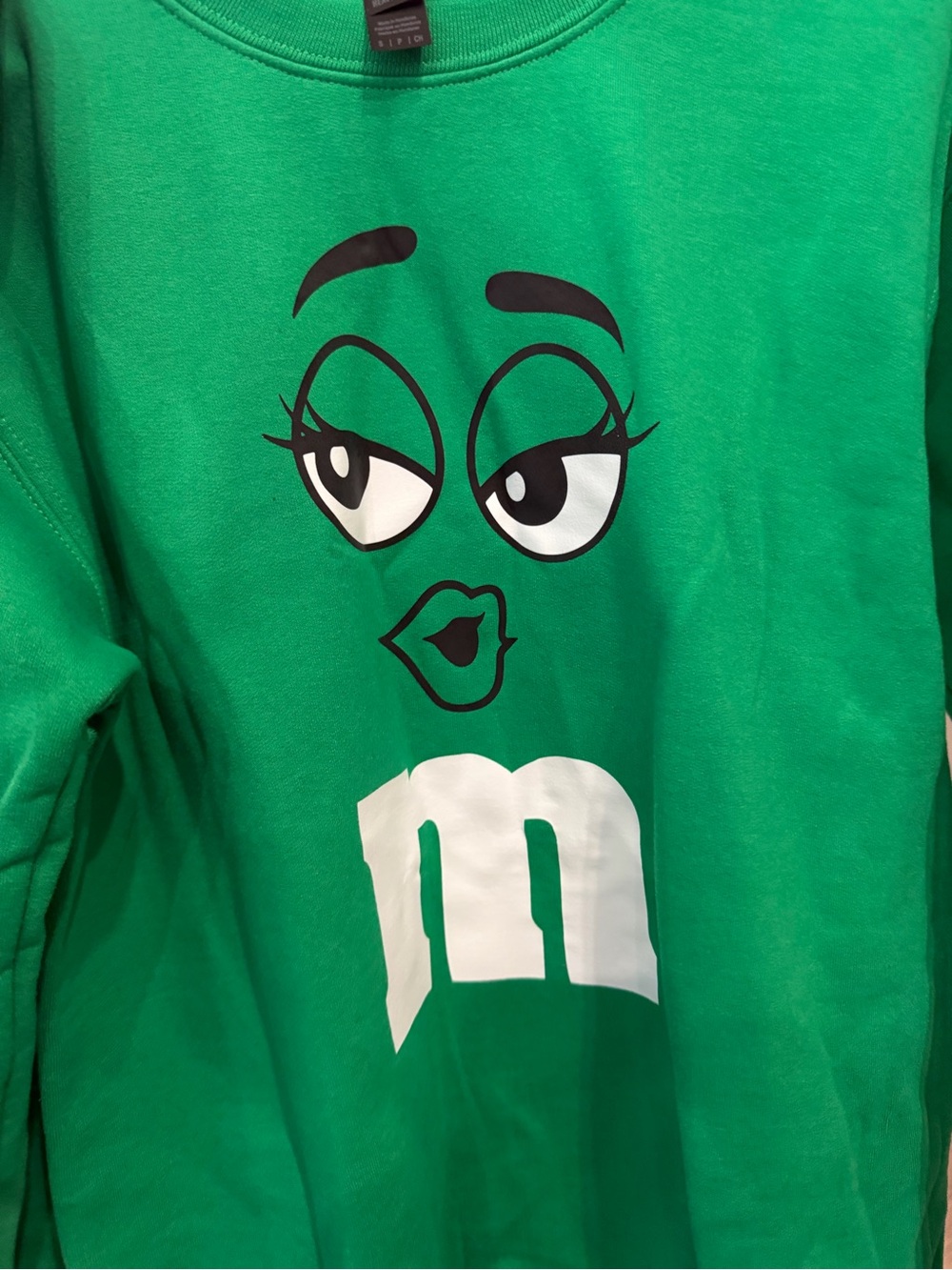 Gildan Green Graphic M&M Crewneck Sweatshirt - Picture 3 of 3